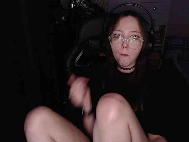 AmeliaMeow webcam