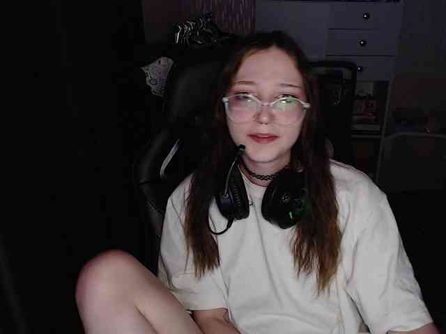 AmeliaMeow webcam