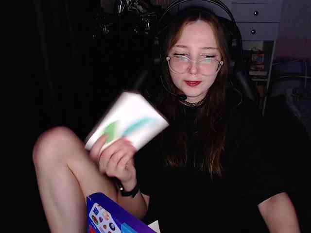 AmeliaMeow webcam