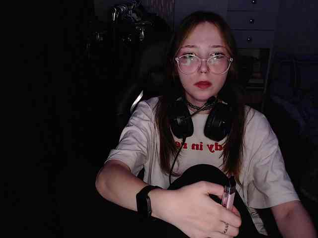 AmeliaMeow webcam