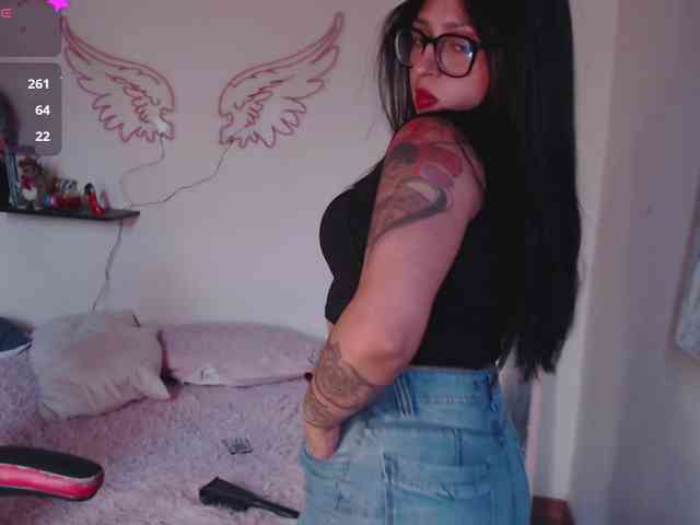 Missdennise webcam