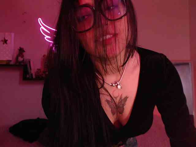Missdennise webcam