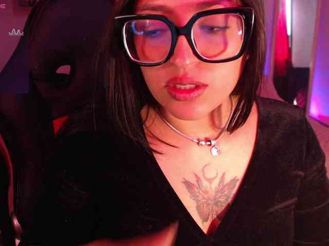 Missdennise webcam