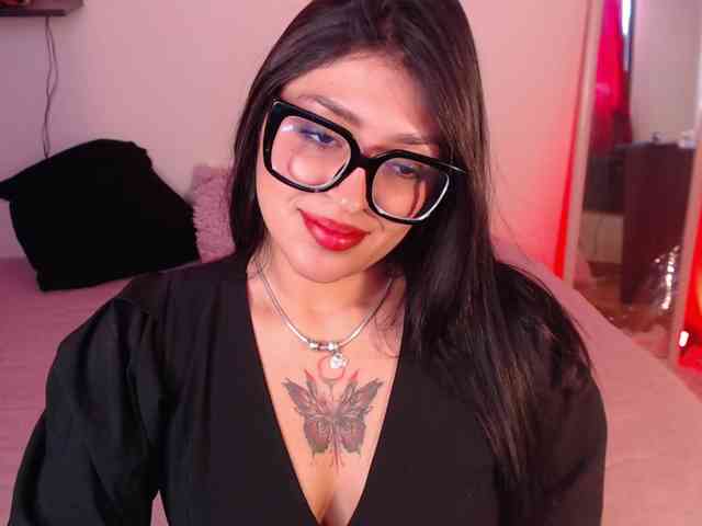 Missdennise webcam