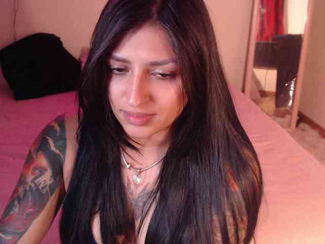 Missdennise webcam