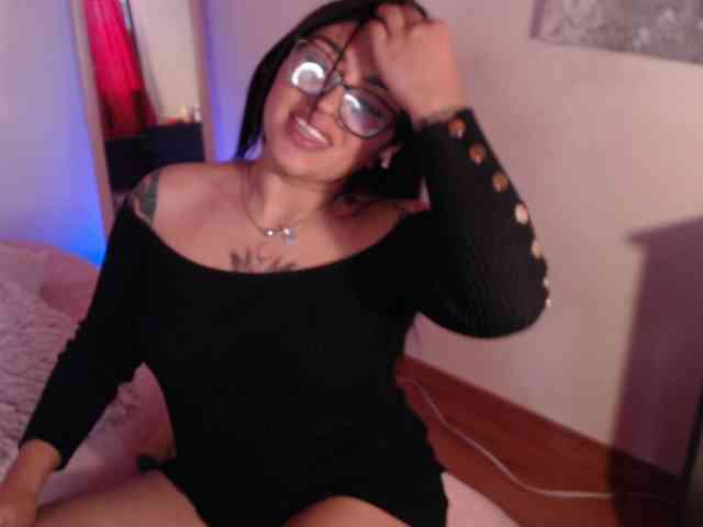 Missdennise webcam