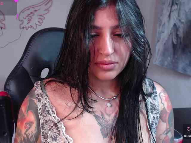 Missdennise webcam