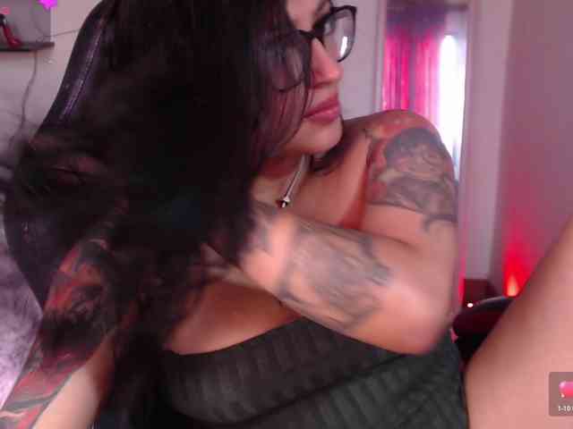 Missdennise webcam