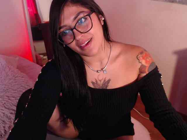 Missdennise webcam