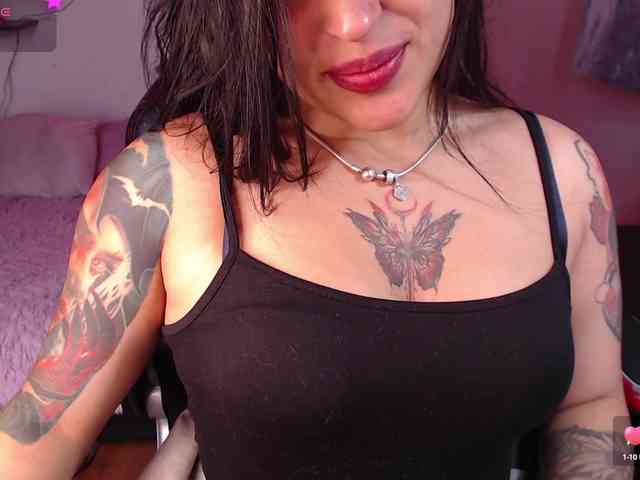 Missdennise webcam