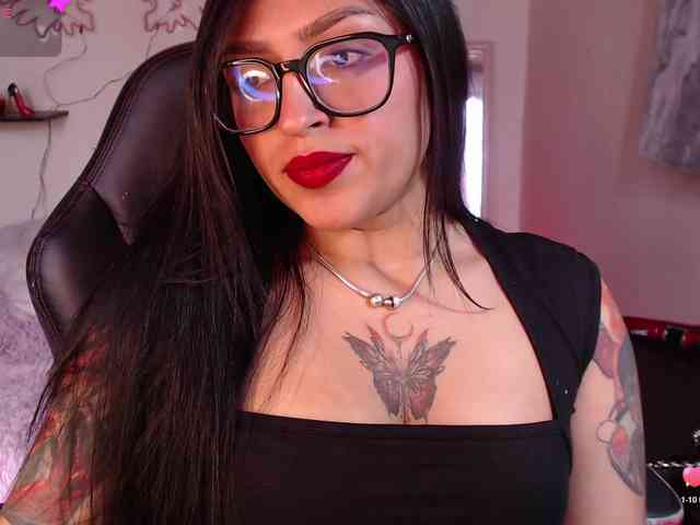 Missdennise webcam