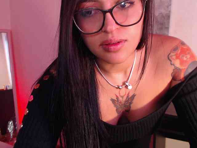 Missdennise webcam
