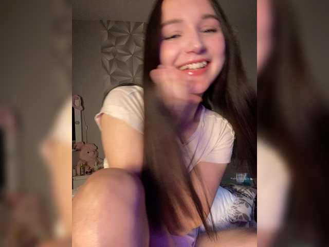 horneyfallenangel3191's BongaCams show and profile