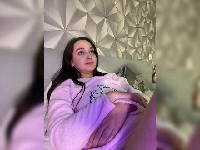 horneyfallenangel3191's BongaCams show and profile