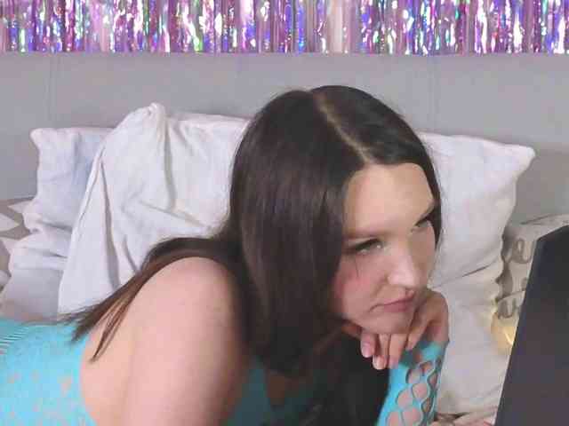 DADDYSWH0R3 webcam