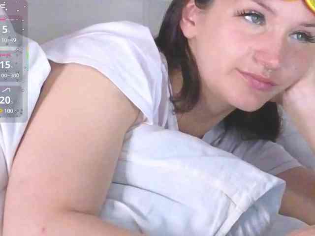 DADDYSWH0R3 webcam
