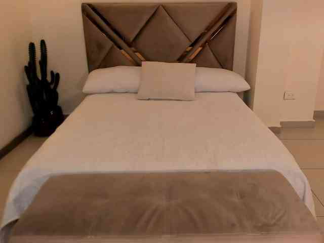 DominiqueVega webcam