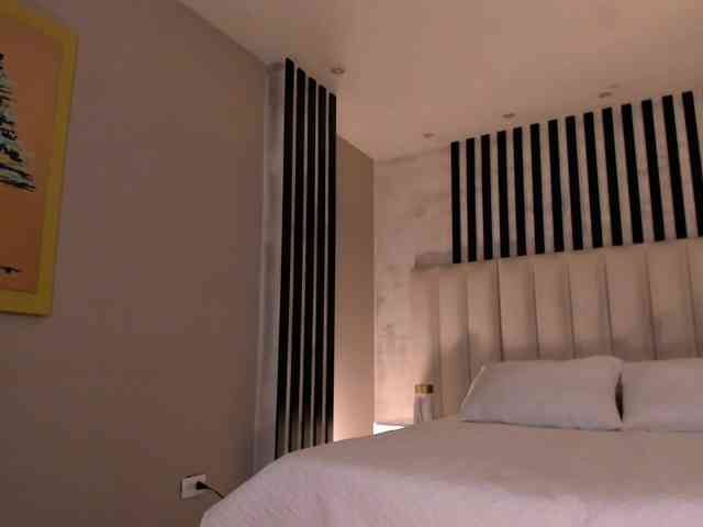 DominiqueVega webcam
