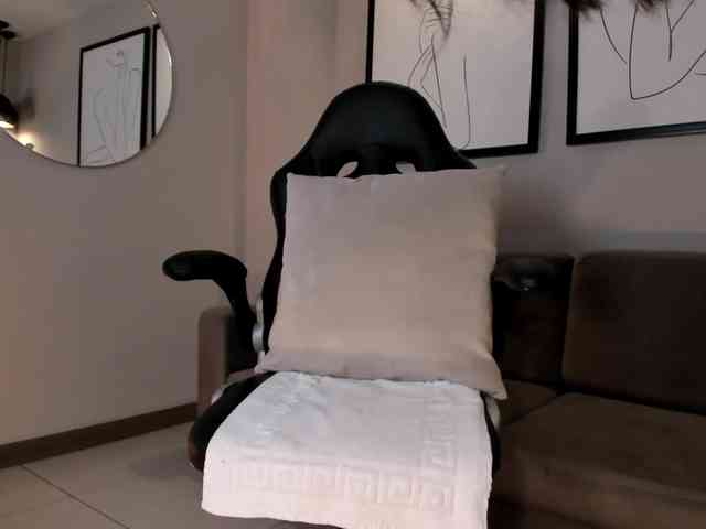 DominiqueVega webcam