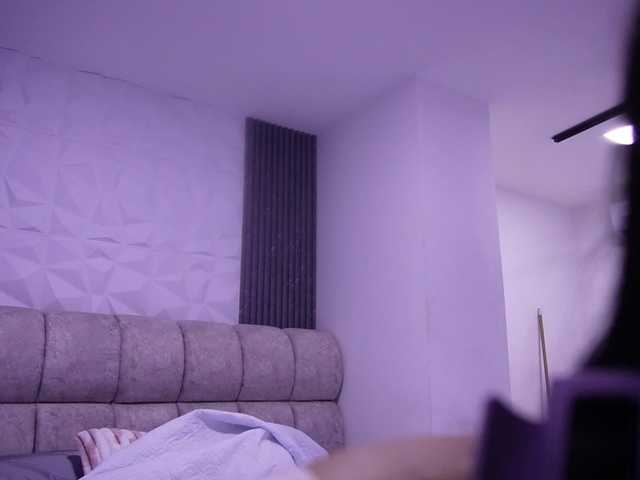 k-rioss's BongaCams show and profile