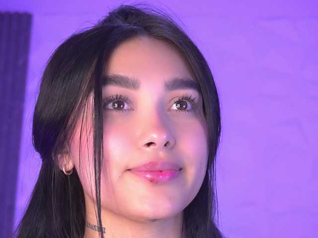 k-rioss's BongaCams show and profile