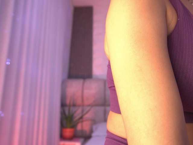 k-rioss's BongaCams show and profile