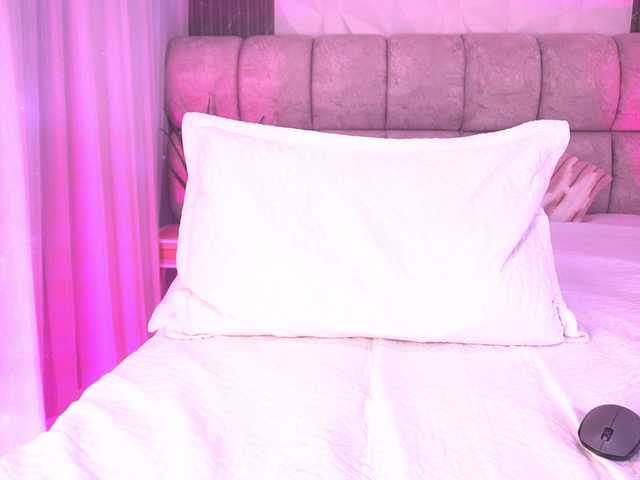 k-rioss's BongaCams show and profile