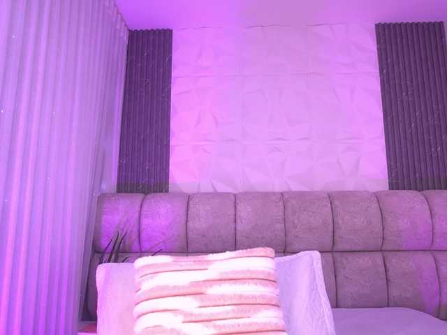 k-rioss's BongaCams show and profile