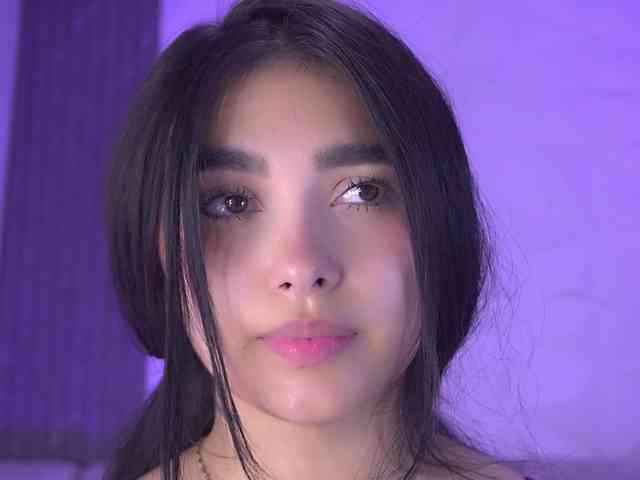 k-rioss Live Webcam on BongaCams