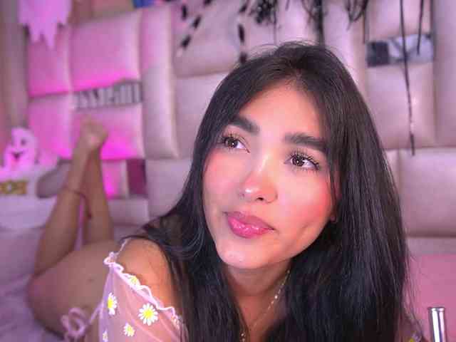 k-rioss Live Webcam on BongaCams
