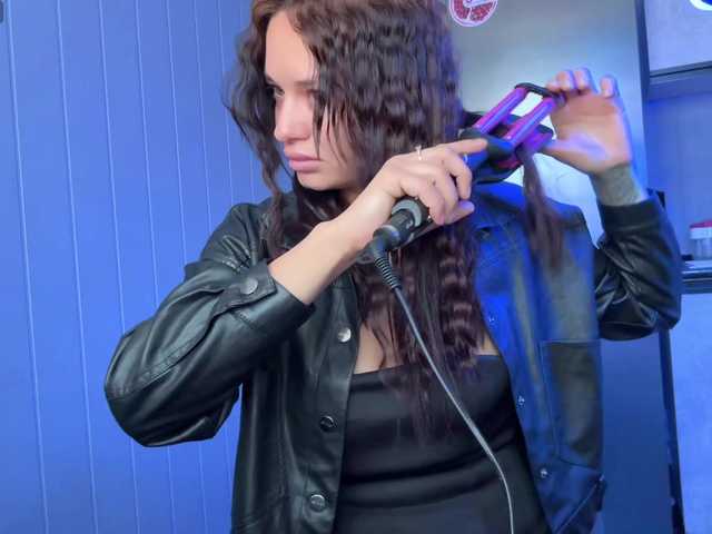 Maryllove's BongaCams show and profile