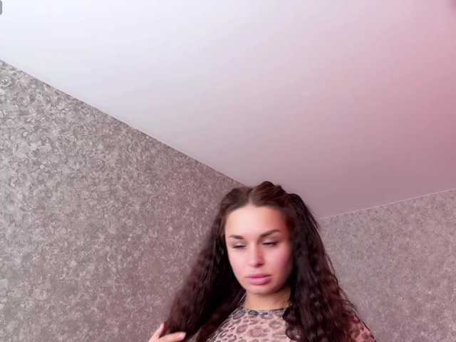 Maryllove's BongaCams show and profile