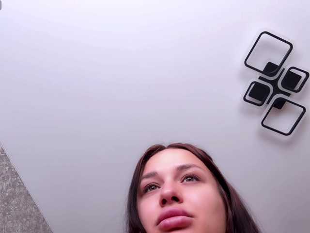 Maryllove's BongaCams show and profile