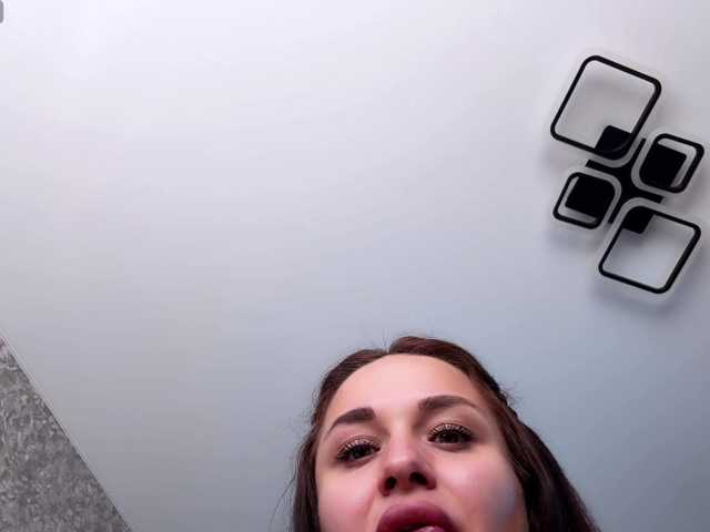 Maryllove's BongaCams show and profile