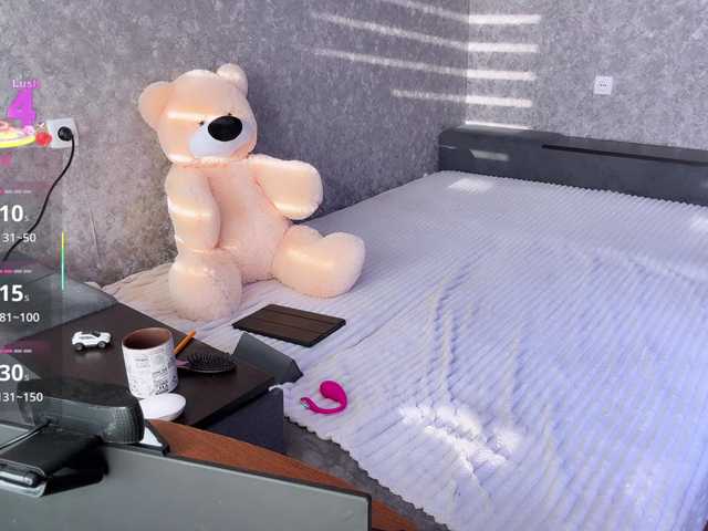 Maryllove's BongaCams show and profile