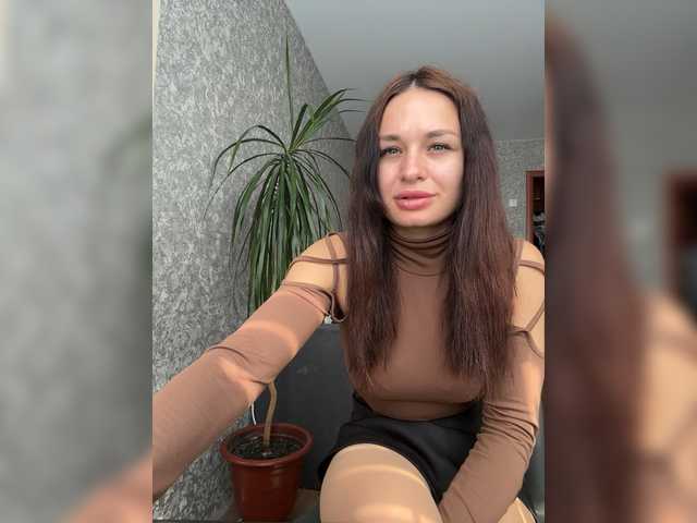 Maryllove's BongaCams show and profile