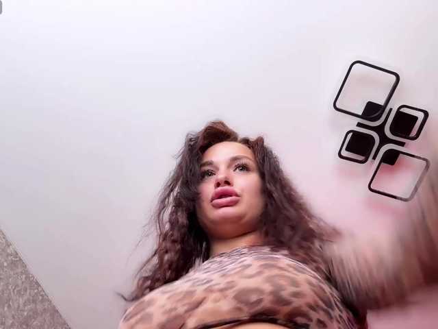 Maryllove's BongaCams show and profile