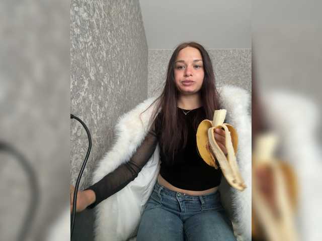 Maryllove's BongaCams show and profile