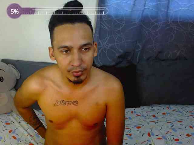 Marianaandlian webcam