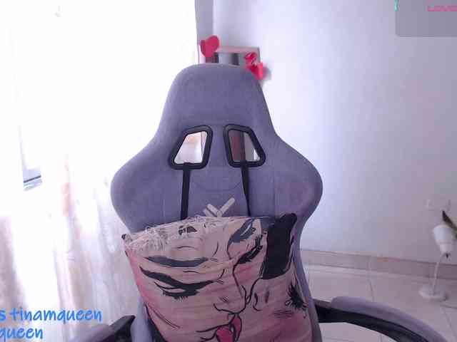 Tinaqueen1 webcam