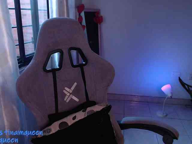 Tinaqueen1 webcam