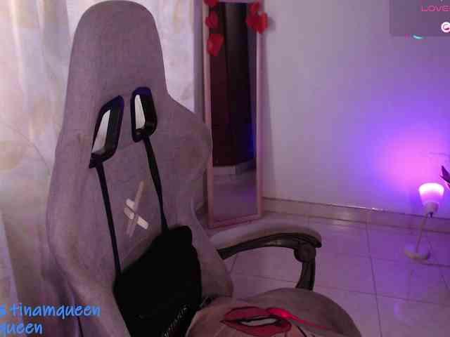 Tinaqueen1 webcam