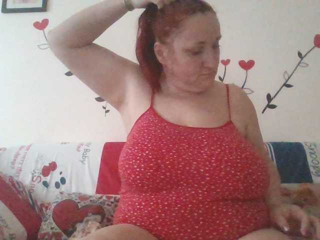 LaraXXX33's BongaCams show and profile