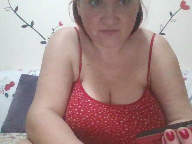 LaraXXX33's BongaCams show and profile