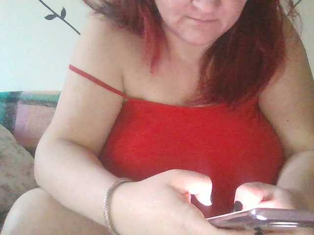 LaraXXX33's BongaCams show and profile