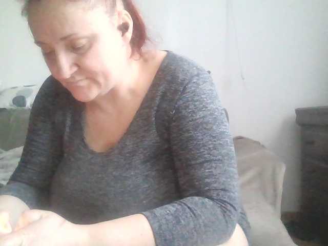 LaraXXX33's BongaCams show and profile