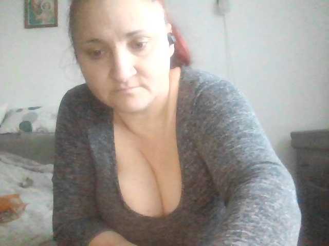 LaraXXX33's BongaCams show and profile