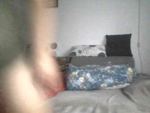 LaraXXX33 webcam