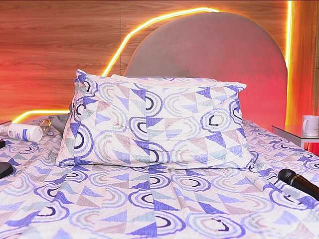 ale-evanz's BongaCams show and profile