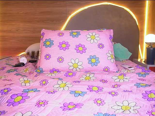 ale-evanz's BongaCams show and profile